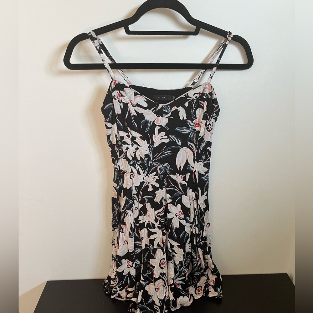 Aritzia floral dress